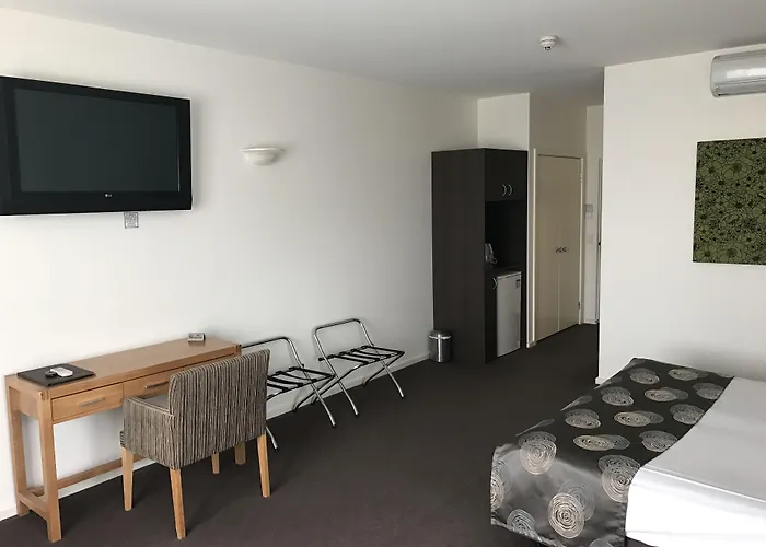 Mornington Hotel