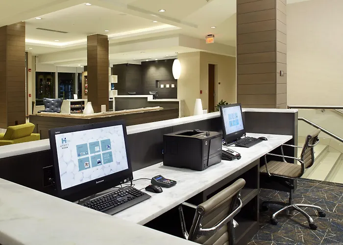 Hyatt House Pittsburgh Bloomfield Shadyside Hotel