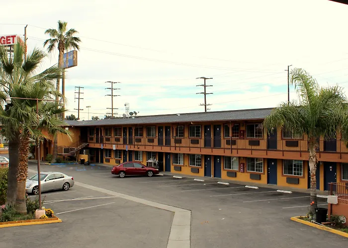 Orange Show Inn