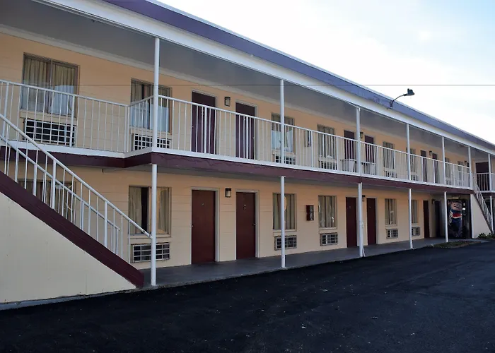 Fort Eustis Inn