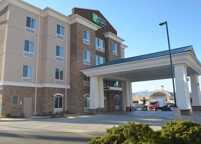 Holiday Inn Express & Suites Golden By Ihg