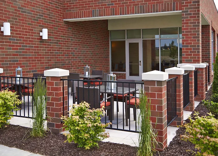 Hyatt Place Lansing-East