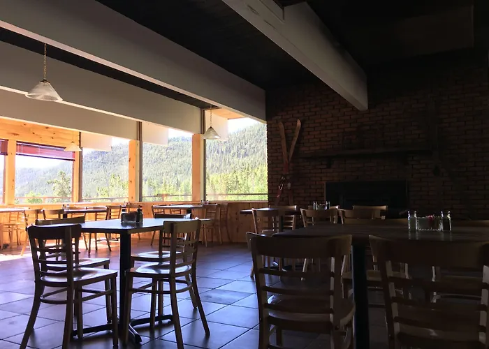 Monarch Mountain Lodge