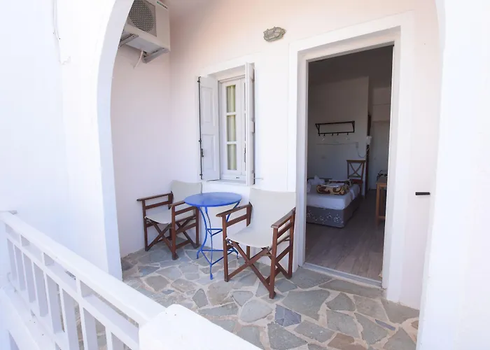 Rodakas Hotel
