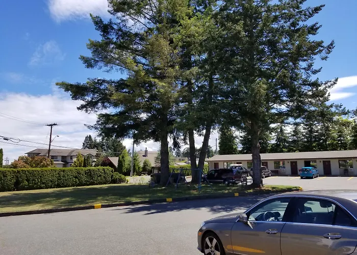 The Tide'S Out Motel Parksville
