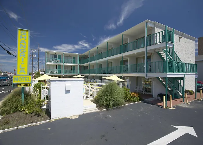 Shangri-La Motel