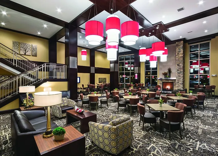 Clubhouse Hotel & Suites Fargo