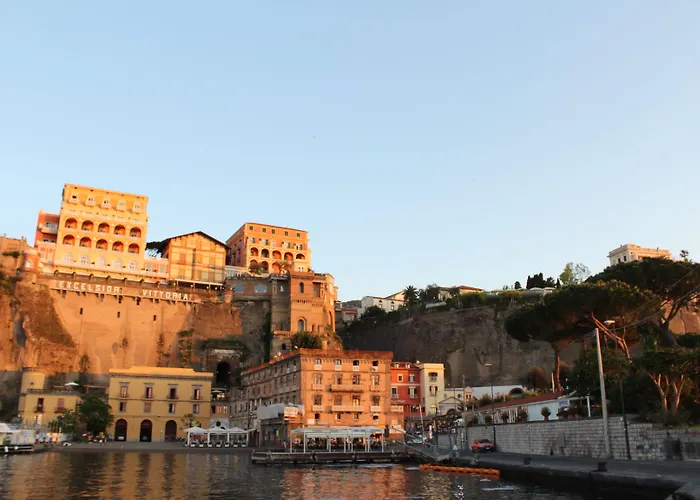 Surriento Suites
