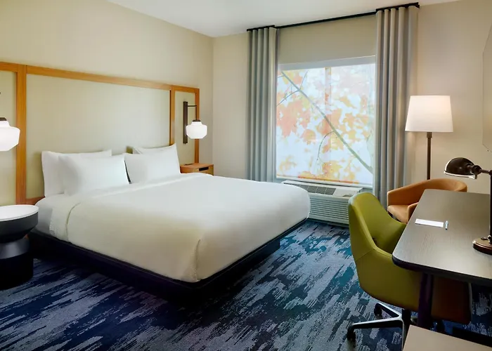 Fairfield By Marriott Inn & Suites Alpharetta Avalon Area