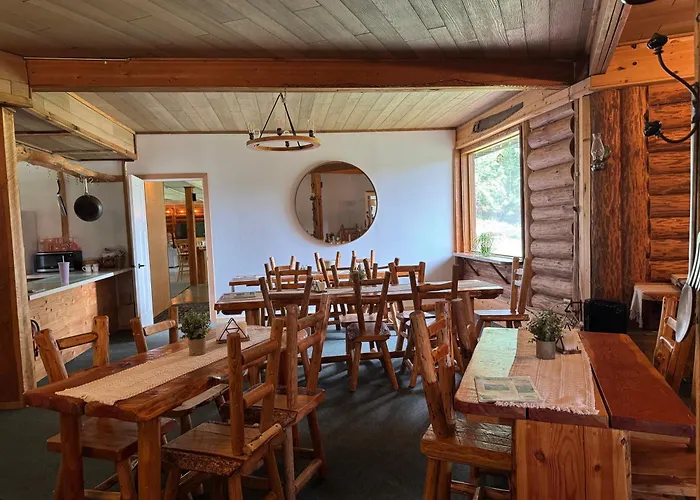 Anglemont Inn