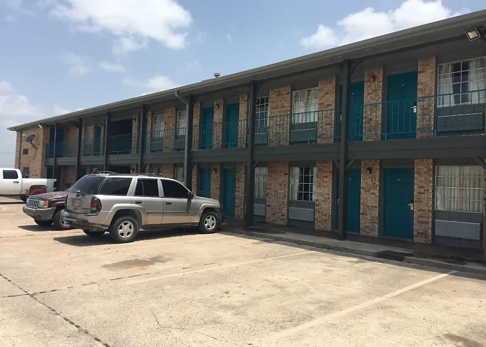 Chaparral Motel