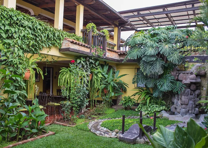 Hotel Las Camelias Inn by AHS Antigua