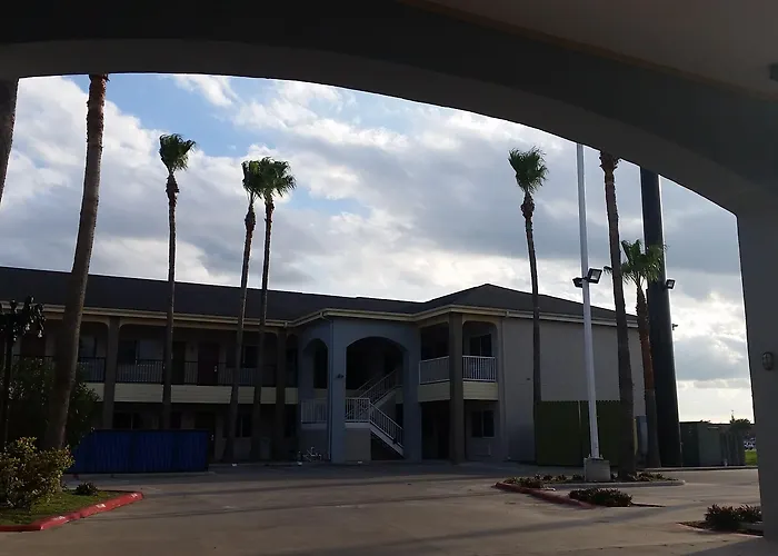 Texas Inn Downtown Mcallen