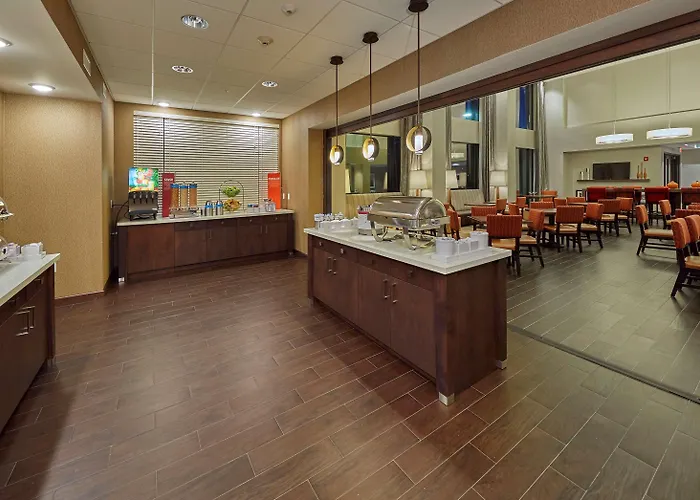 Hampton Inn & Suites Hood River