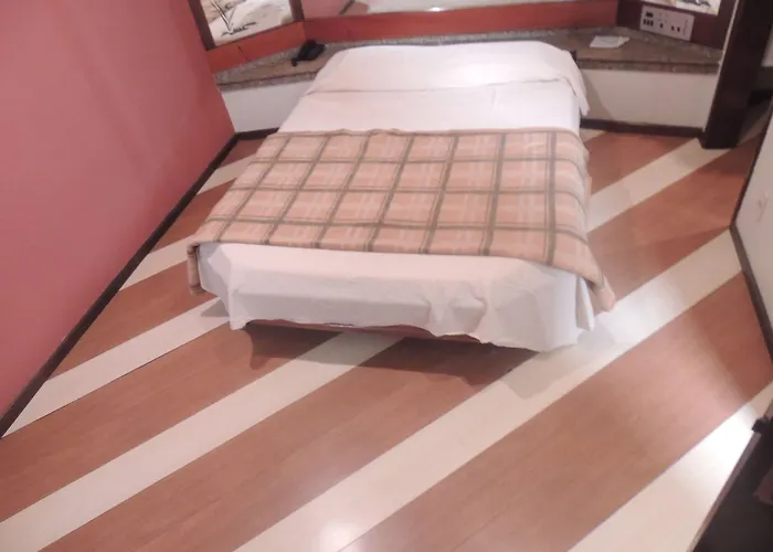 Verona Hotel (Adults Only)