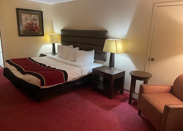 Dollinger'S Motor Inn