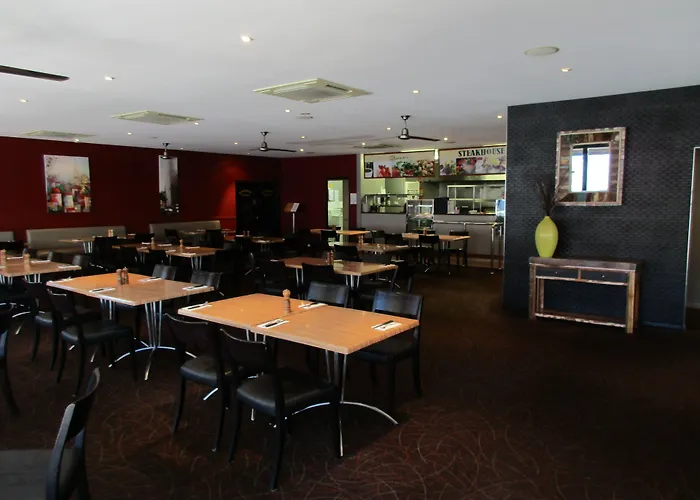 The Queens Hotel Gladstone