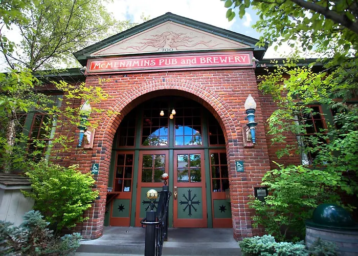 Mcmenamins Old St. Francis School