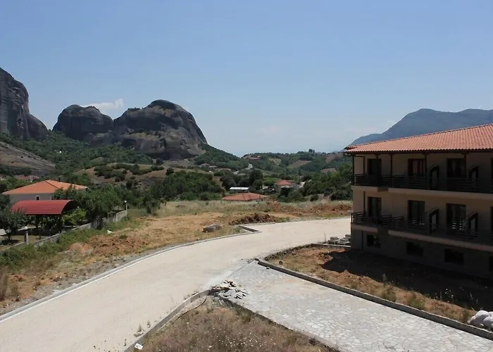 Grand Meteora Hotel