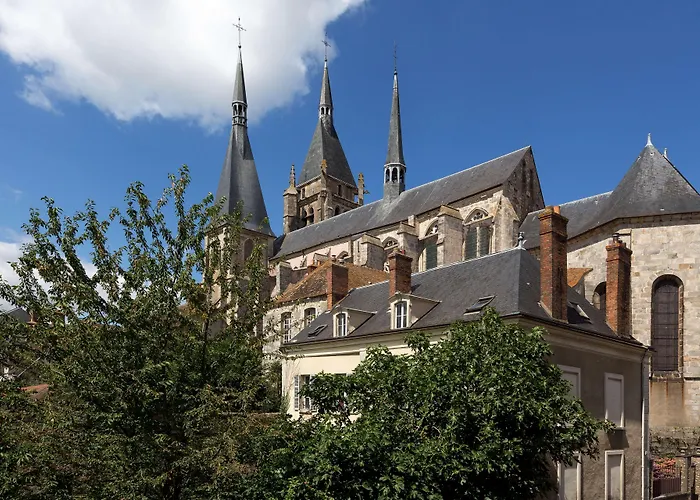 Best Western Blanche de Castille Dourdan
