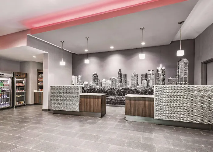 La Quinta By Wyndham Dallas Grand Prairie North