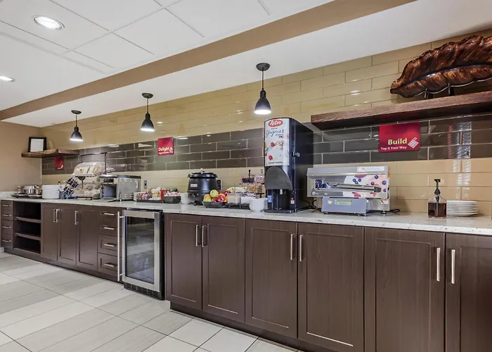 Best Western Plus Red Deer Inn & Suite