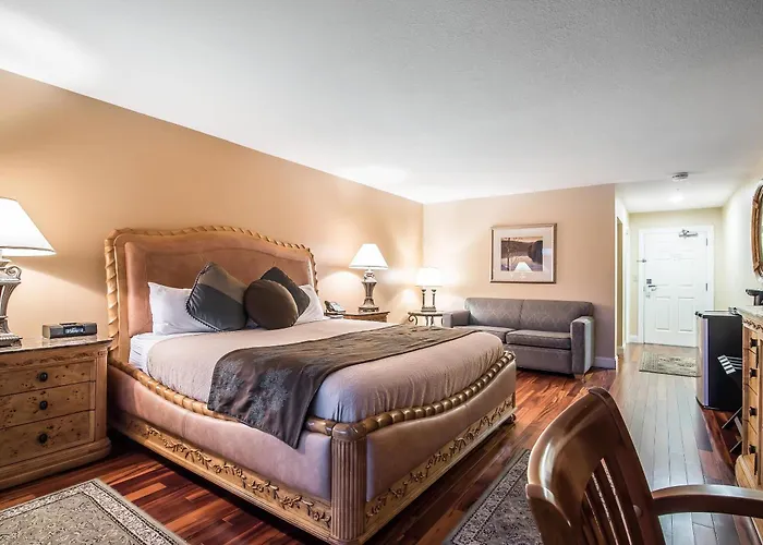 Riverside Hotel, An Ascend Collection Hotel