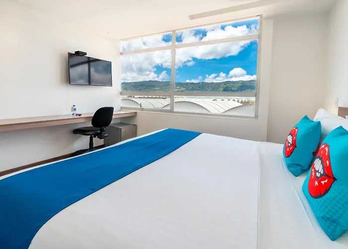 Pop Art Hotel Tocancipá y Centro de Convenciones