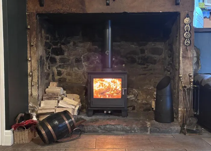 Three Wheat Heads Hotel Thropton