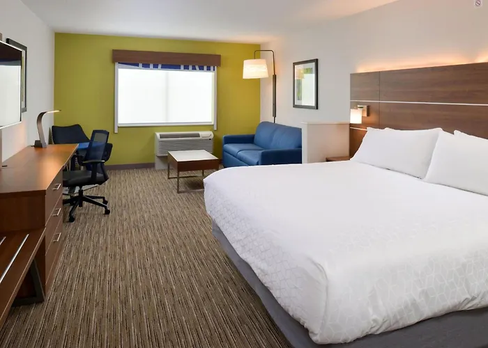 Holiday Inn Express & Suites - Ottumwa By Ihg