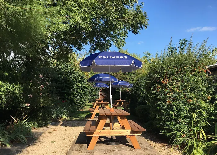 Phelips Arms Bed & Breakfast Montacute