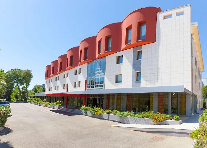 Bv President Hotel