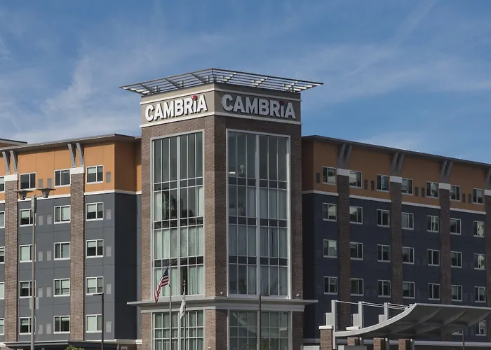 Cambria Hotel Lax