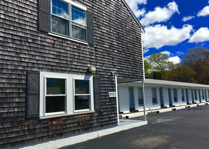 Kingfisher Lodging