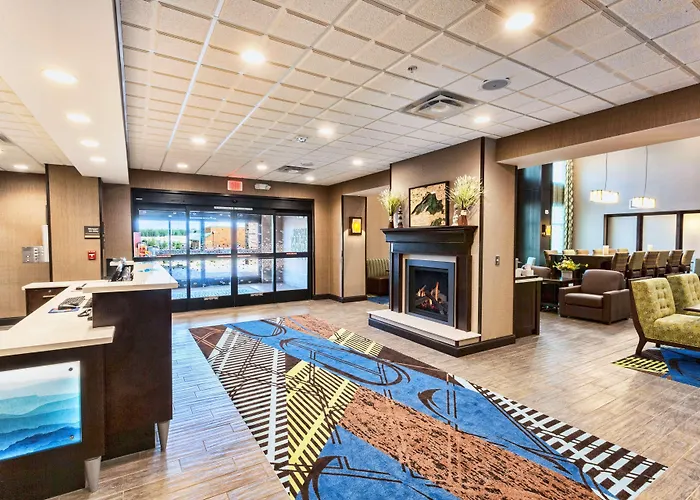 Hampton Inn & Suites North Mn