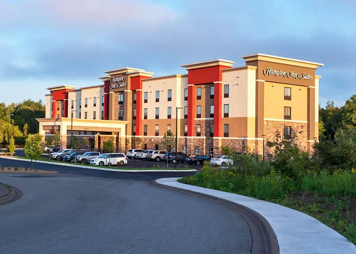 Hampton Inn & Suites North Mn