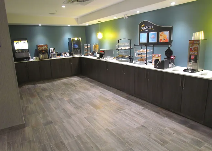 Fairfield Inn & Suites By Marriott Airdrie