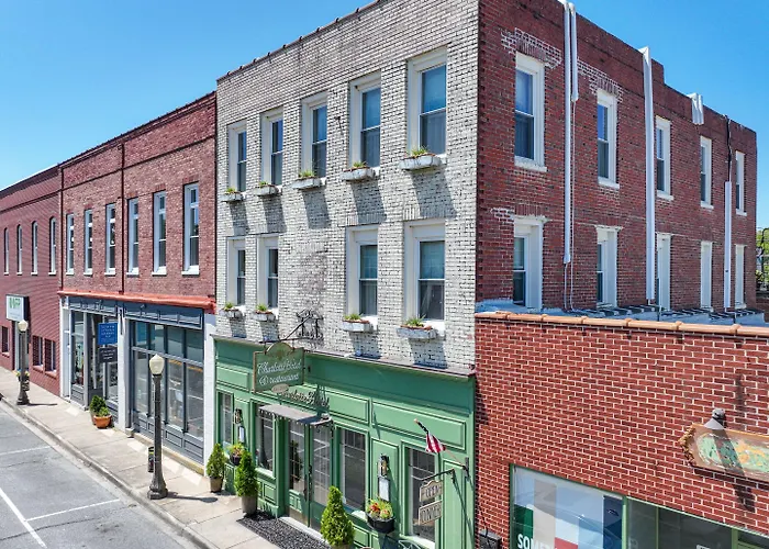 The Charlotte Hotel & Restaurant