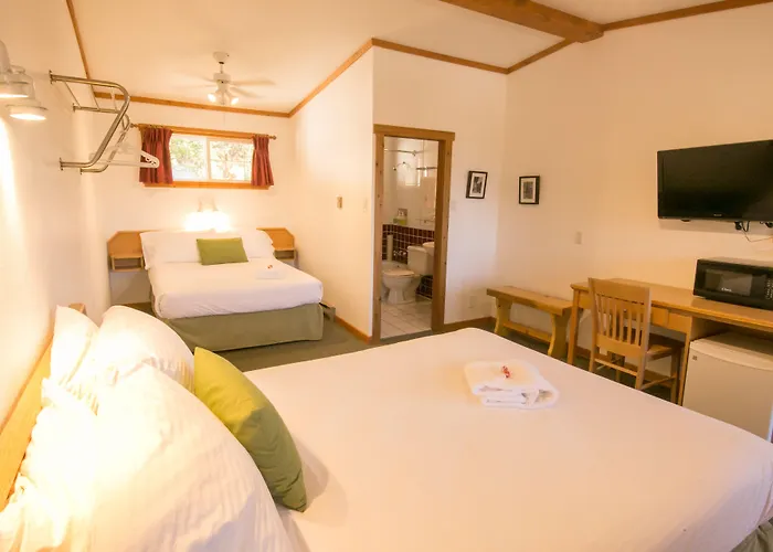 Gateway Motel Radium Hot Springs