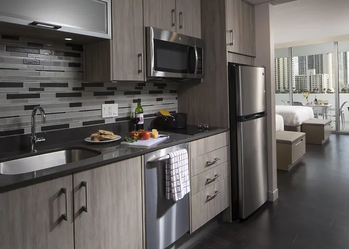 Sunny Isles Beach Dog Friendly Hotels