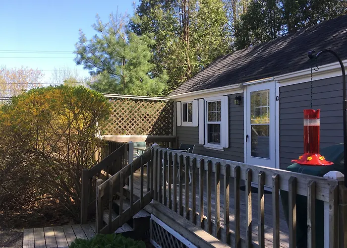 Pine Grove Cottages