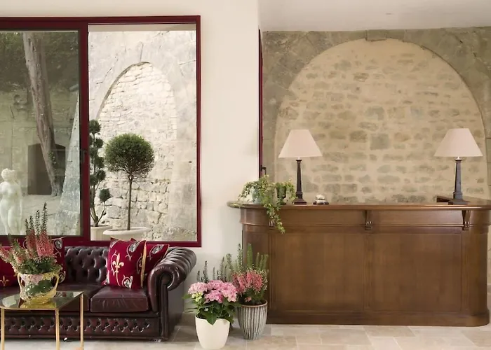 Hotel Laroche Ploquin