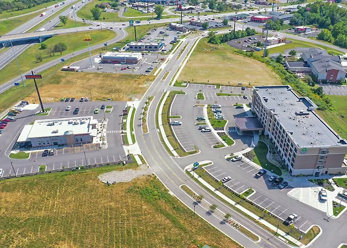 Holiday Inn Express & Suites - North By Ihg