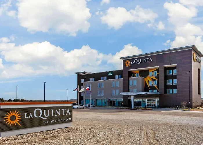 La Quinta By Wyndham East