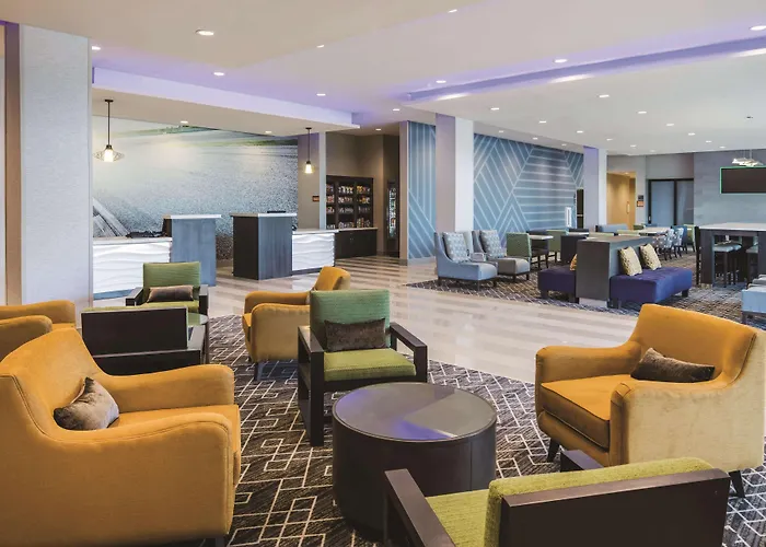 La Quinta Inn & Suites By Wyndham Atlanta South - Mcdonough