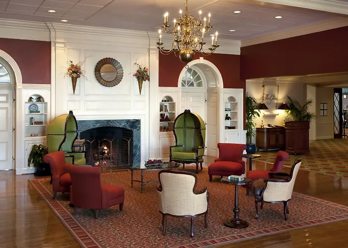 Virginia Crossings Hotel, Tapestry Collection By Hilton