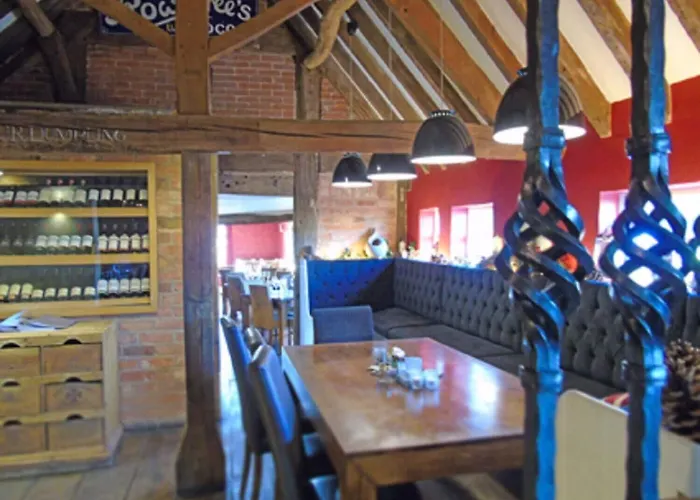 The Falcon At Hatton