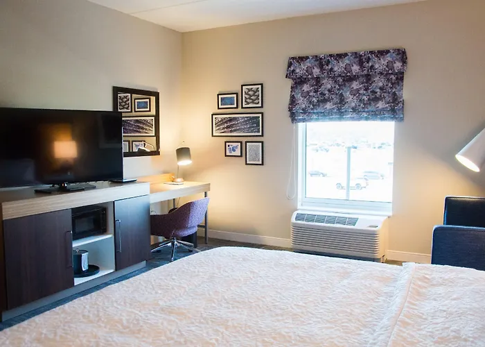 Hampton Inn & Suites Warrington Horsham