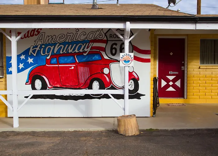 Brad'S Desert Inn