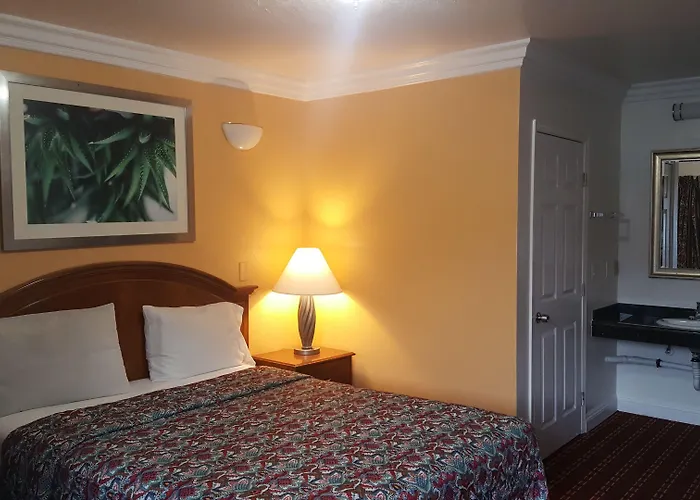 Flamingo Inn Long Beach
